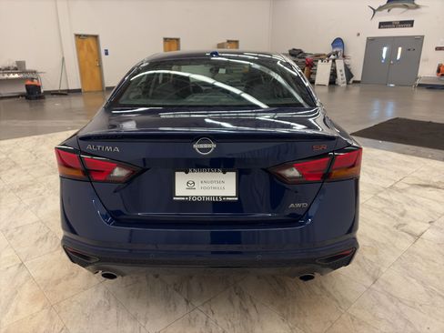 Used 2024 Nissan Altima 2.5 SR image 6