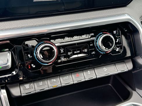 New 2026 GMC Sierra 2500 Denali w/ Technology Package image 15