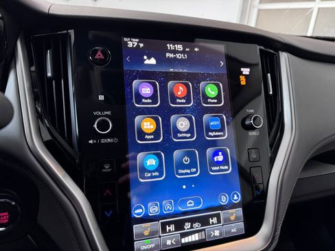 Used 2025 Subaru Outback Premium image 18