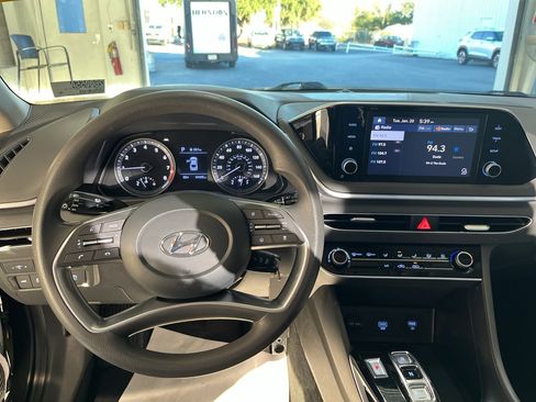 Used 2022 Hyundai Sonata SE image 13