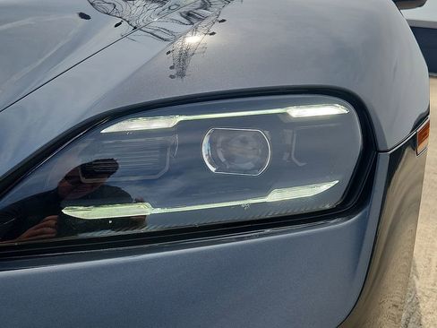 Certified 2025 Porsche Taycan image 9