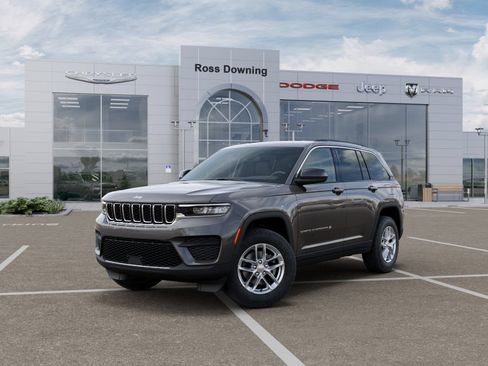 New 2026 Jeep Grand Cherokee Laredo RWD image 2