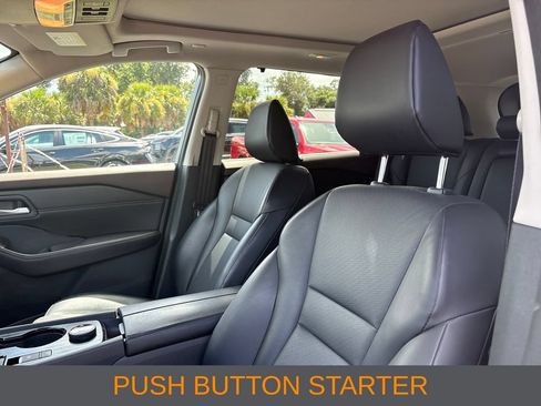 Used 2023 Nissan Rogue SV w/ SV Premium Package AWD/4WD image 4