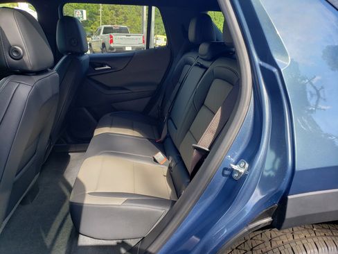 New 2026 Chevrolet Equinox LT w/ Convenience Package II image 35