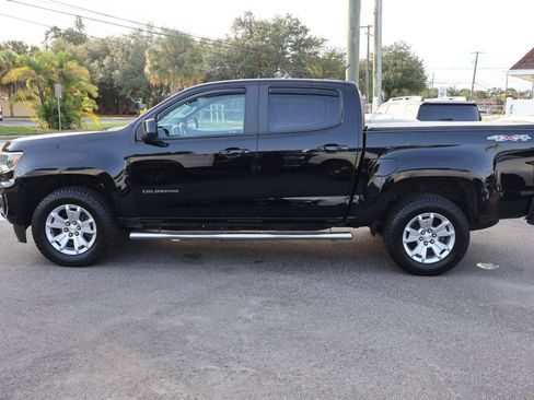 Used 2021 Chevrolet Colorado LT w/ LT Convenience Package AWD/4WD image 8