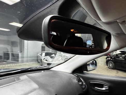 Used 2018 Jeep Compass Trailhawk w/ Safe & Security Group image 26