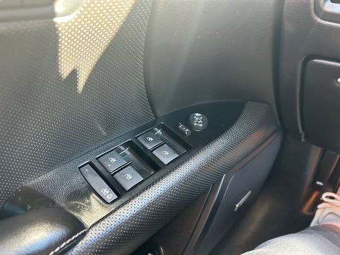 Used 2019 Cadillac XTS Luxury image 18