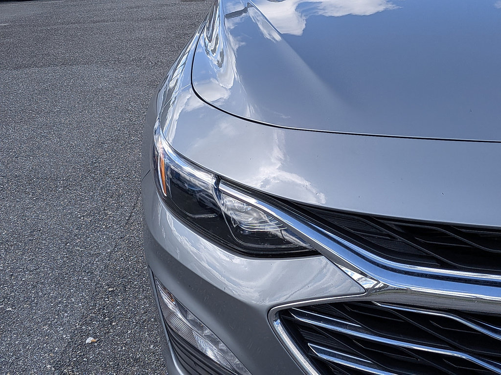 Certified 2025 Chevrolet Malibu LT FWD image 9
