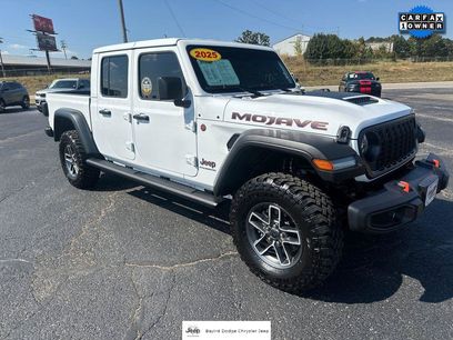 Used 2025 Jeep Gladiator Mojave w/ Convenience Group
