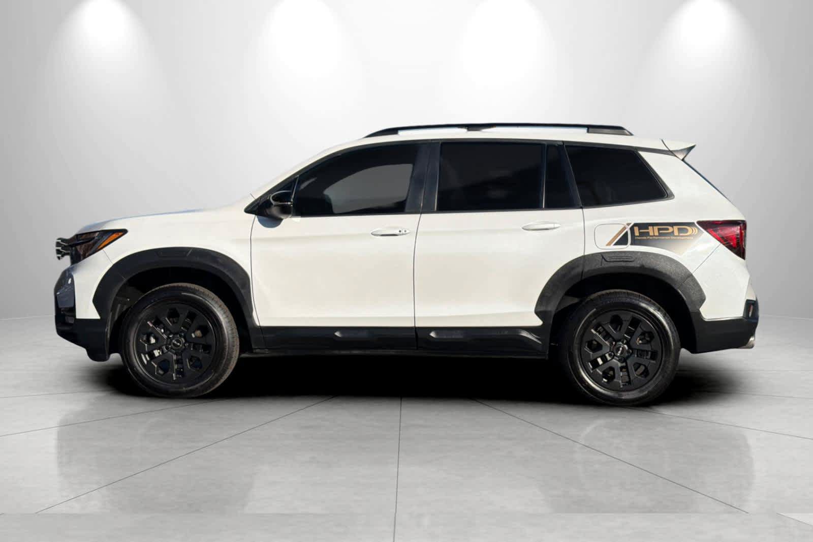 Used 2023 Honda Passport TrailSport image 5