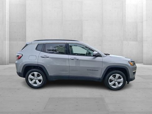 Used 2021 Jeep Compass Latitude w/ Convenience Group AWD/4WD image 7