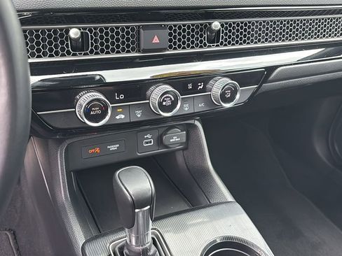 Used 2023 Honda Civic Sport image 20