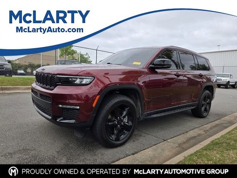 Used 2023 Jeep Grand Cherokee L Limited w/ Black Appearance Package image 1