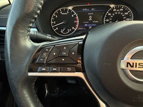 Used 2022 Nissan Altima 2.5 SV w/ SV Premium Package image 25