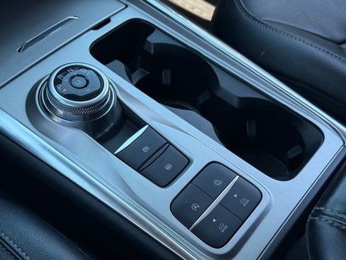 Used 2021 Ford Explorer Limited w/ Equipment Group 301A image 19