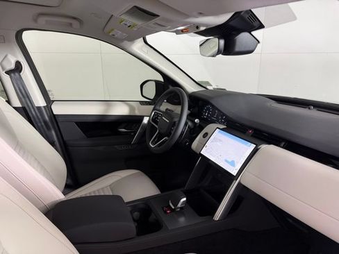 Used 2025 Land Rover Discovery Sport S AWD/4WD image 34