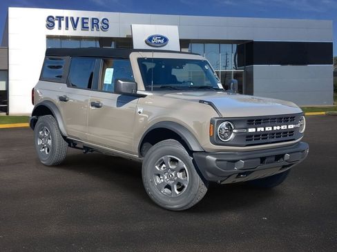 New 2025 Ford Bronco Big Bend AWD/4WD image 1