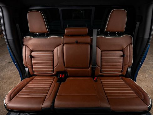 Used 2026 GMC Sierra 1500 Denali Ultimate AWD/4WD image 36