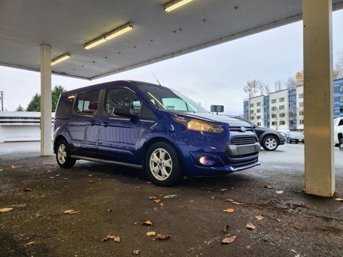 Used 2015 Ford Transit Connect XLT image 5