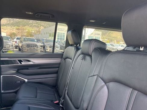 New 2026 Jeep Grand Wagoneer Limited image 21