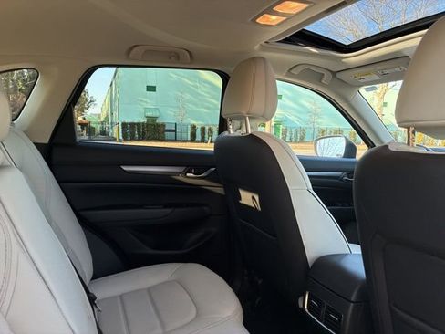 Used 2025 MAZDA CX-5 AWD 2.5 S w/ Preferred Package image 24