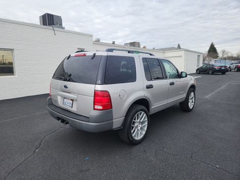 Used 2002 Ford Explorer XLS image 5