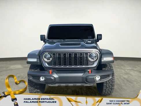 Used 2024 Jeep Gladiator Mojave image 9
