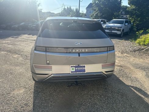 Used 2023 Hyundai Ioniq 5 Limited AWD/4WD image 4