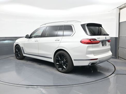 Used 2021 BMW X7 xDrive40i w/ Premium Package AWD/4WD image 5