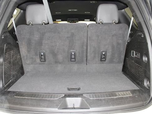 Used 2024 Chevrolet Tahoe Premier image 33