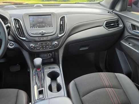Used 2024 Chevrolet Equinox RS FWD image 19