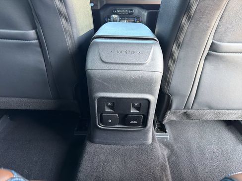 Used 2022 Ford Bronco Outer Banks AWD/4WD image 20