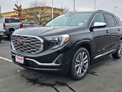 Used 2020 GMC Terrain Denali image 12