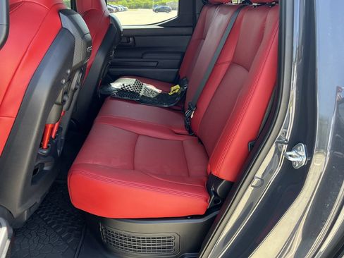 Used 2025 Toyota Tacoma TRD Pro AWD/4WD image 12