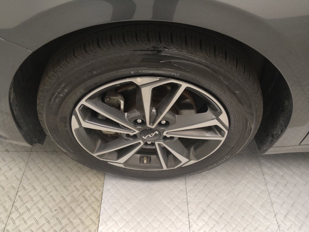 Used 2024 Kia Forte LXS FWD image 31