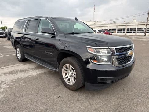Used 2016 Chevrolet Suburban LT AWD/4WD image 3