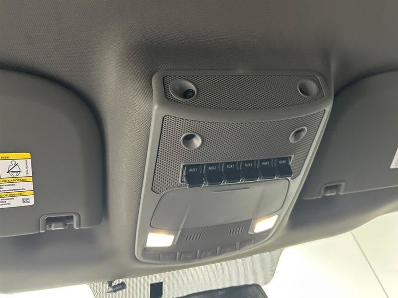 Used 2019 Ford F250 XL w/ Power Equipment Group AWD/4WD image 18