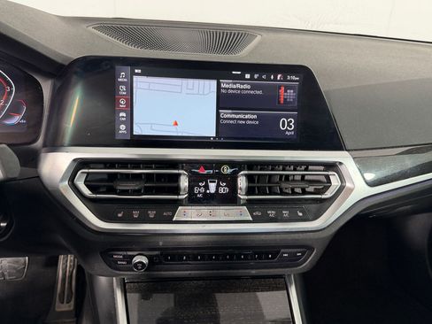 Used 2022 BMW 330i Sedan w/ M Sport Package image 25