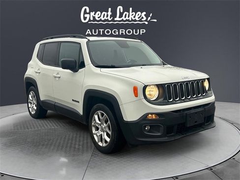Used 2016 Jeep Renegade Latitude image 7