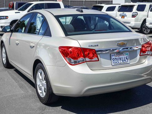 Used 2015 Chevrolet Cruze LT w/ Enhanced Safety Package FWD image 19
