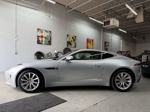 Used 2015 Jaguar F-TYPE Coupe RWD image 2