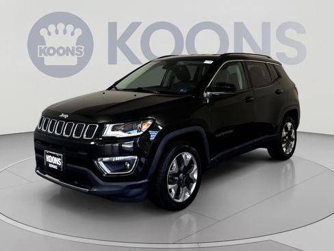 Used 2018 Jeep Compass Limited AWD/4WD image 1