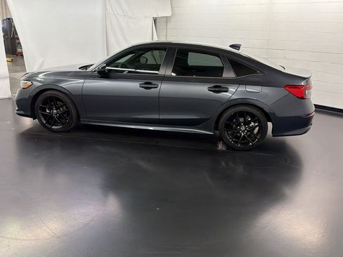 Certified 2024 Honda Civic Sport image 2