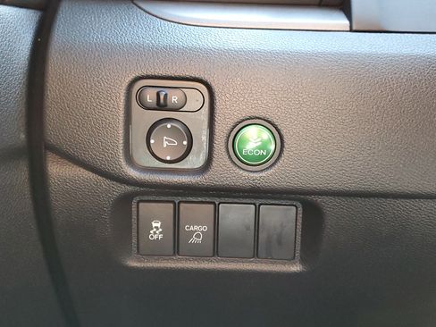 Used 2019 Honda Ridgeline Sport image 28