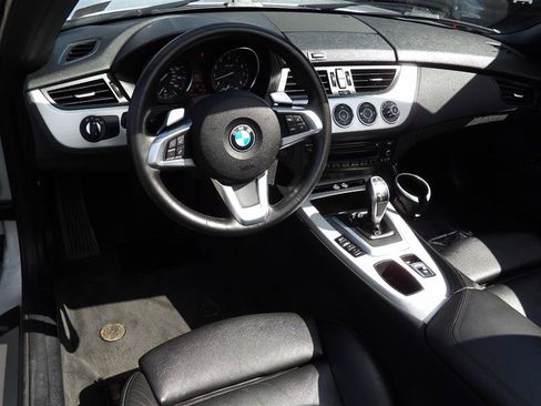 Used 2009 BMW Z4 sDrive35i RWD image 13