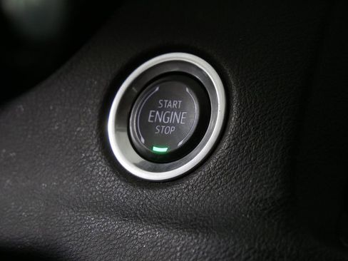 Used 2020 Cadillac XT4 Luxury image 22