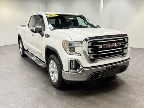 Used 2019 GMC Sierra 1500 SLT w/ SLT Premium Package image 8