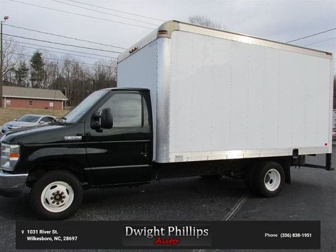 Used 2016 Ford E-350 and Econoline 350 Super Duty RWD image 1