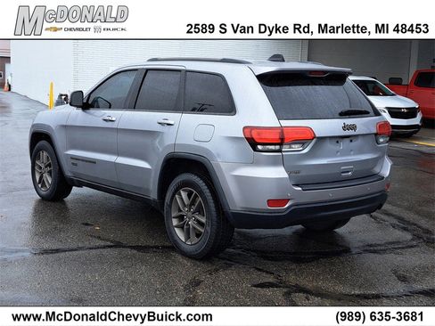 Used 2016 Jeep Grand Cherokee Laredo 75th Anniversary image 3