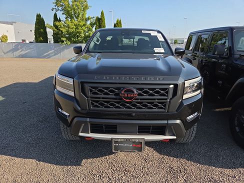 Used 2023 Nissan Frontier PRO-4X w/ Tow Package AWD/4WD image 5